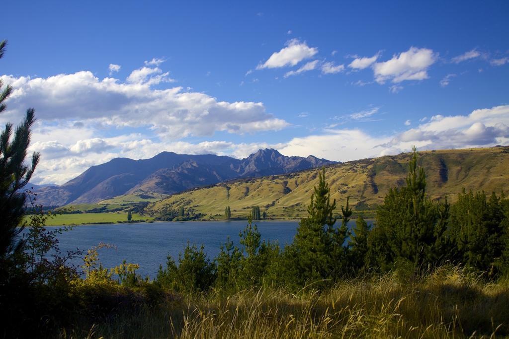 Mt Gold Glamping Hotel Wanaka Exterior photo