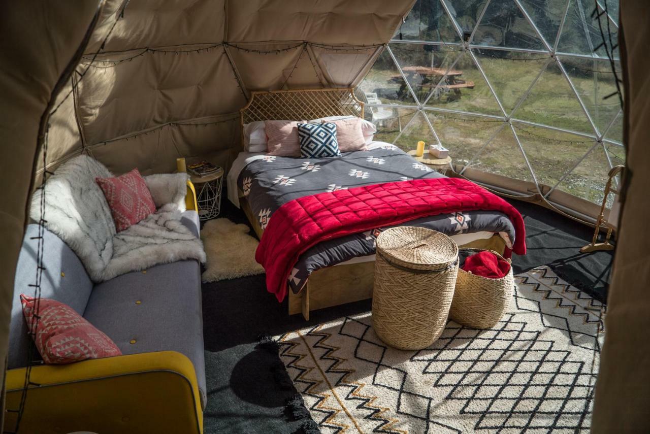 Mt Gold Glamping Hotel Wanaka Exterior photo